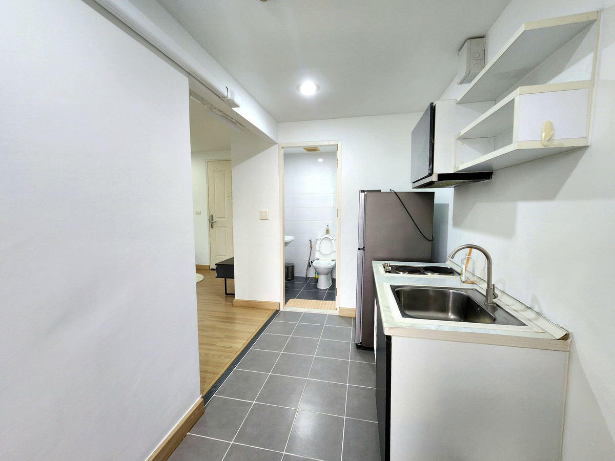 For RentCondoBangna, Bearing, Lasalle : **Room available. **Newly renovated room More attractive to live in. Kitchen zone, change the counter and electric stove. For rent, The Niche Mono Bangna, ready to live in!!