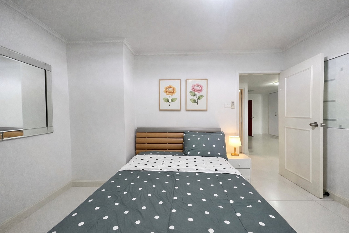 ให้เช่าคอนโดพระราม 9 เพชรบุรีตัดใหม่ RCA :  ด่วน! ให้เช่า  เพชรเก้า ทาวเวอร์  ห้องใหญ่ รีโนเวทใหม่ ราคาเดียวได้พื้นที่คุ้มสุดในย่านนี้ 