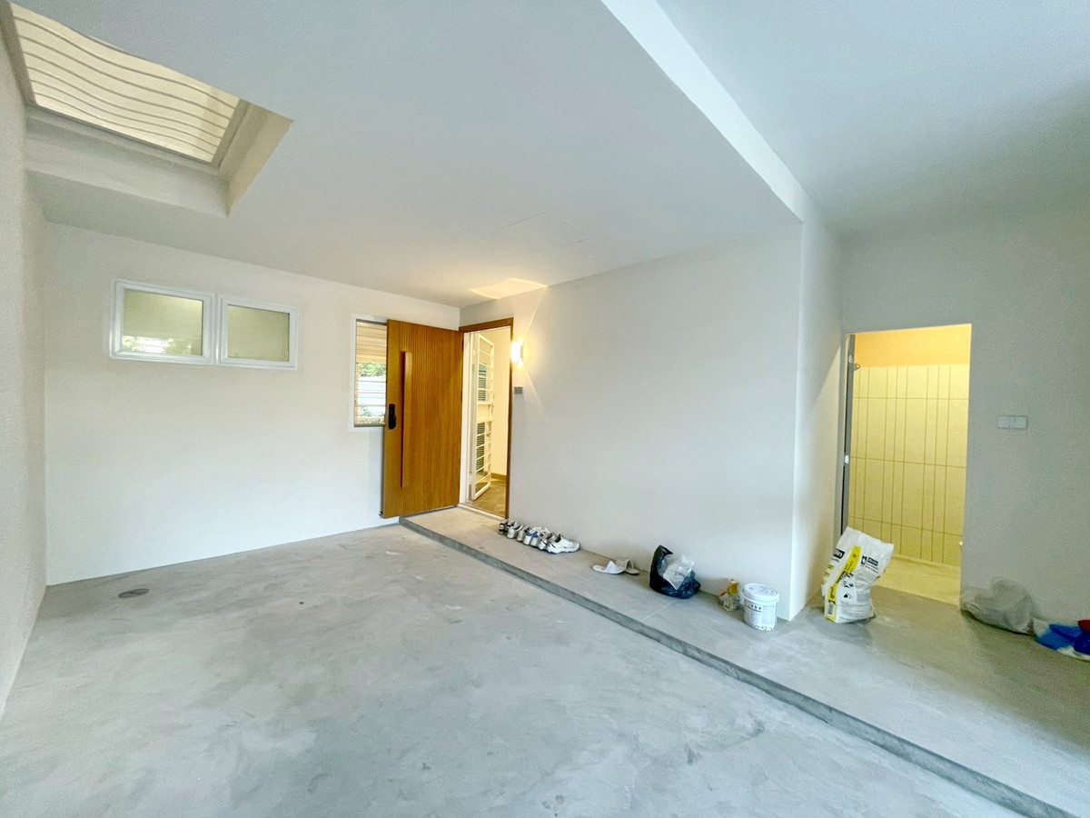 For RentTownhomeLadprao, Central Ladprao : H0783♛Townhome for rent, 5 bedrooms⚝Ratchada-Lat Phrao♜MRT Lat Phrao∞099-5919653,065-9423251▚Line@sureresidence