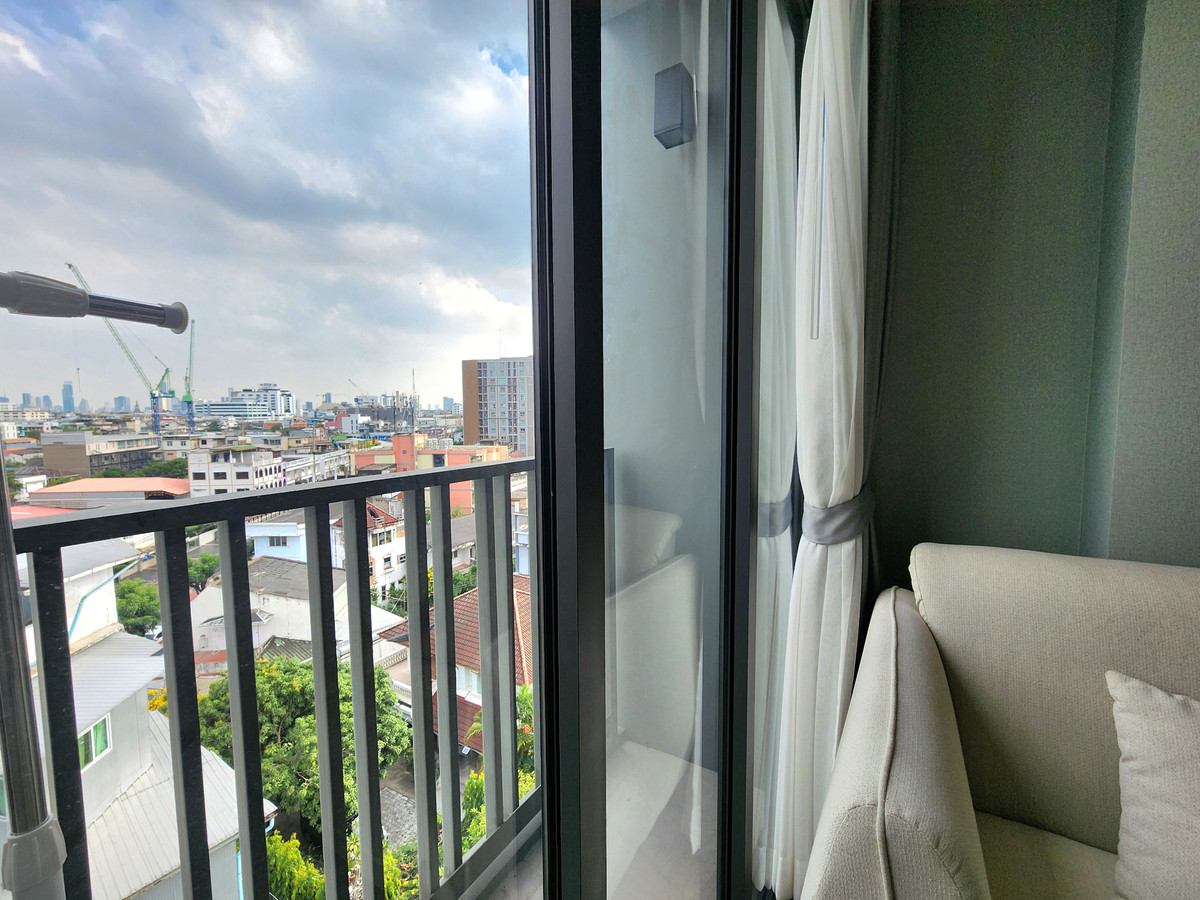 ให้เช่าคอนโดวงเวียนใหญ่ เจริญนคร : **ห้องว่างครับผม พร้อมอยู่แล้ว สไตล์มินิมอล วิวโล่งสวยมาก ทิศตะวันออกแดดเช้า** ให้เช่า The Most อิสรภาพ ห้องบนสุดส่วนตัวที่สุด ร้อนไม่มากSN517.4.184