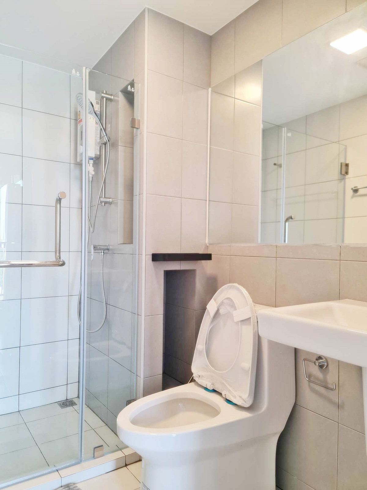 ขายคอนโดอ่อนนุช อุดมสุข : ขาย Plum condo Sukhumvit 62 ( พลัมคอนโด สุขุมวิท 62 ) แต่งสวย เฟอร์ครบ