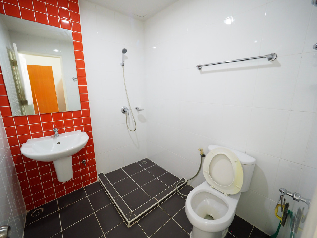 For RentTownhomeSathorn, Narathiwat : Newly Renovated, extra-large 4-storey corner townhouse in Sathon Dist.