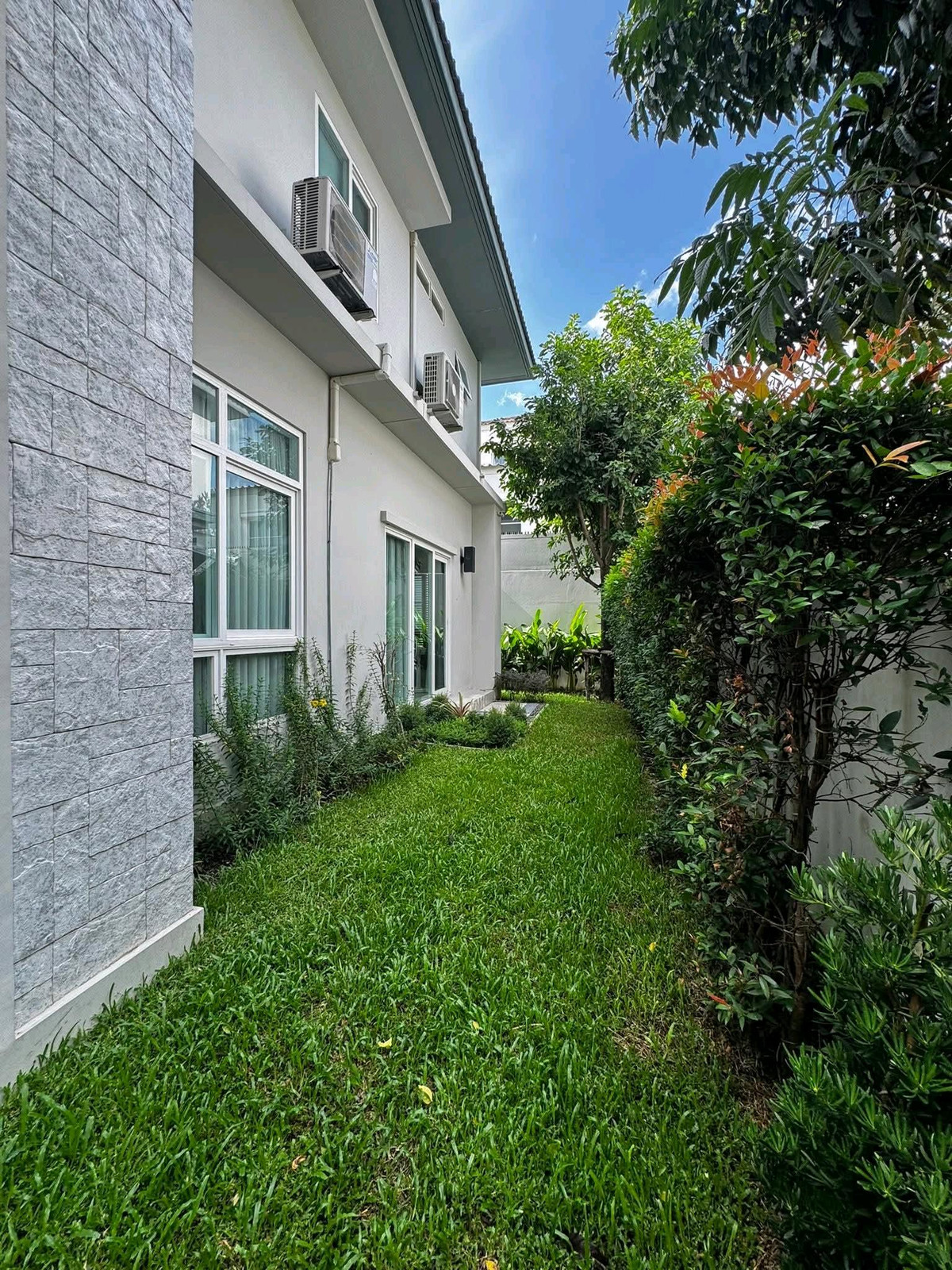 For RentHouseLadkrabang, Suwannaphum Airport : 👑 Mantana Bangna-Wongwaen (Ramkhamhaeng 2) 