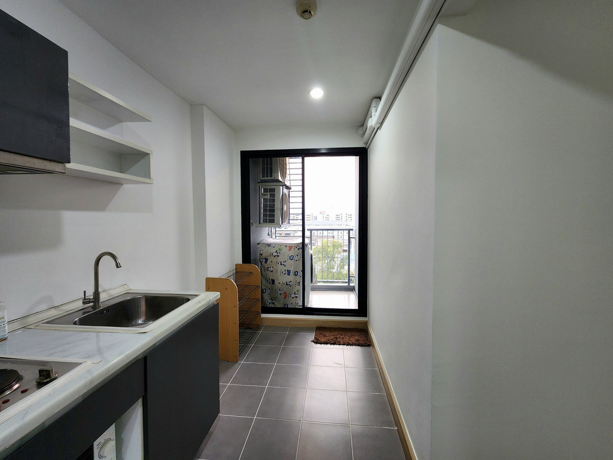 For RentCondoBangna, Bearing, Lasalle : **Room available. **Newly renovated room More attractive to live in. Kitchen zone, change the counter and electric stove. For rent, The Niche Mono Bangna, ready to live in!!