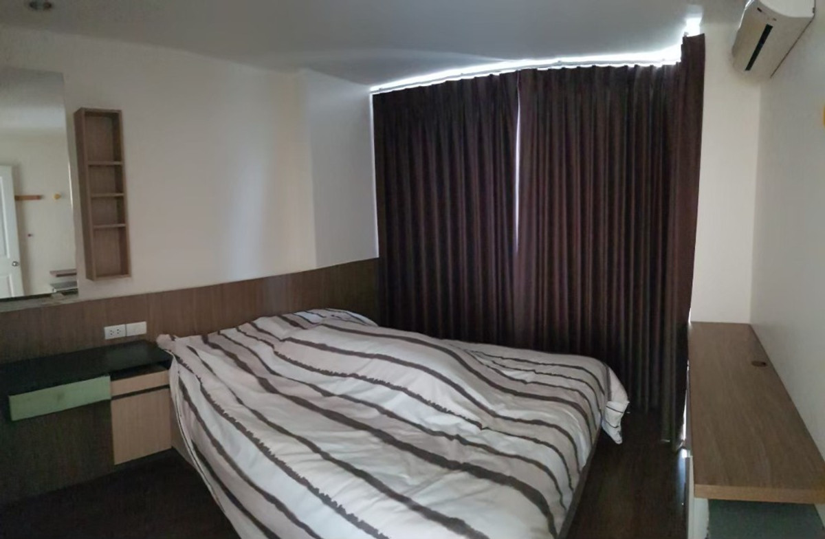 For RentCondoThaphra, Talat Phlu, Wutthakat : U Delight atTalat Phlu Station【𝐑𝐄𝐍𝐓】🔥Simple and minimalist design with built-in natural wood furniture. Emphasis on practicality and plenty of storage without being cluttered.🔥 Contact Line ID: @hacondo