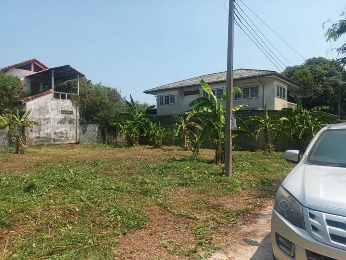 ขายที่ดินพุทธมณฑล ศาลายา : ขายที่ดินเปล่า 2 แปลงติดกัน เนื้อที่ 128 ตารางวา ถมเรียบร้อยแล้ว ถนนพุทธมณฑล สาย 2 แขวงศาลาธรรมสพน์ เขตทวีวัฒนา กรุงเทพมหานคร