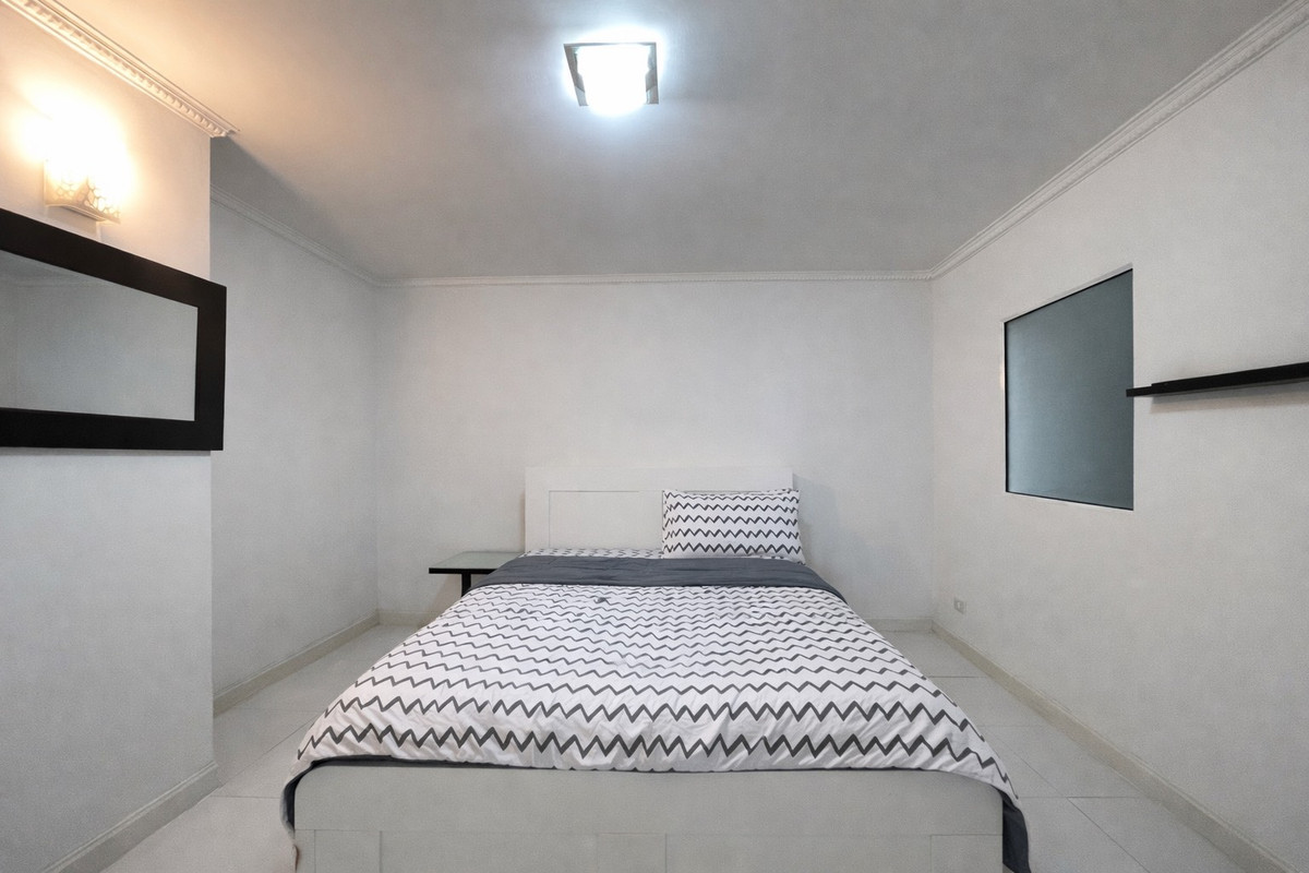 ให้เช่าคอนโดพระราม 9 เพชรบุรีตัดใหม่ RCA :  ด่วน! ให้เช่า  เพชรเก้า ทาวเวอร์  ห้องใหญ่ รีโนเวทใหม่ ราคาเดียวได้พื้นที่คุ้มสุดในย่านนี้ 