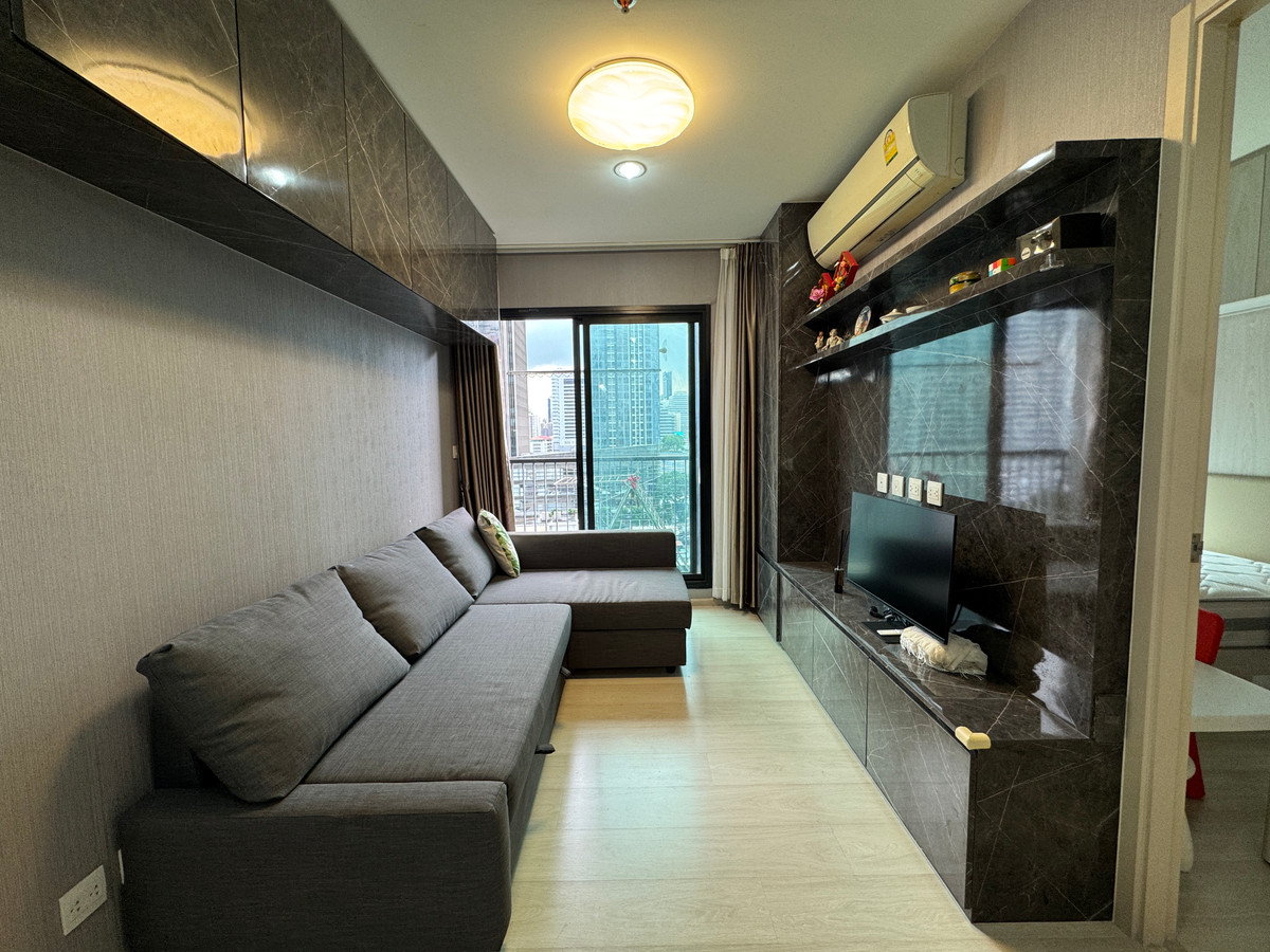 ขายคอนโดพระราม 9 เพชรบุรีตัดใหม่ RCA : ลงทุนหรืออยู่เองก็คุ้ม! Life Asoke 2 ห้องนอน ใกล้รถไฟฟ้า