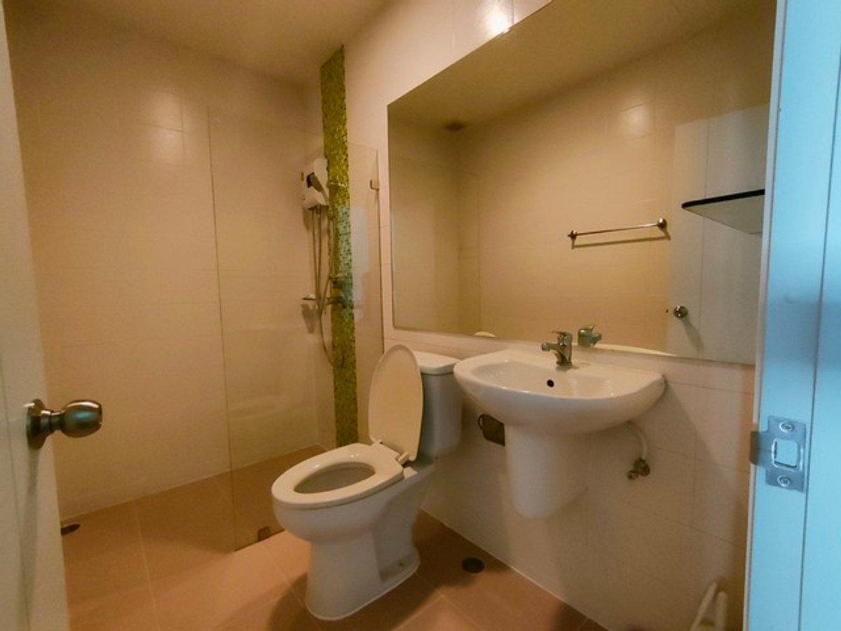 TownhomeRama 2, Bang Khun Thian : For sale and rent, 3-story townhome, Vista Park Rama 2, corner house, addition with furniture.