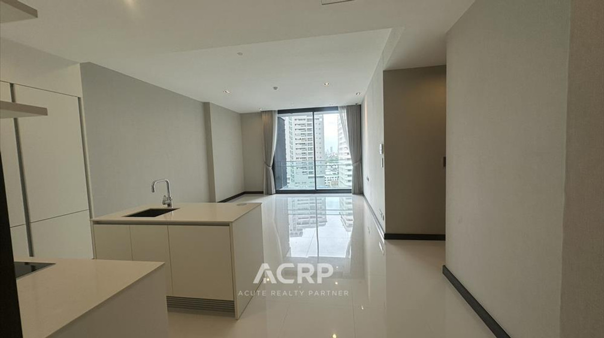 For SaleCondoNana, North Nana,Sukhumvit13, Soi Nana : Luxury Condo for Sale at Q 1 Sukhumvit – Live the High Life in the Heart of Bangkok connect to BTS 
