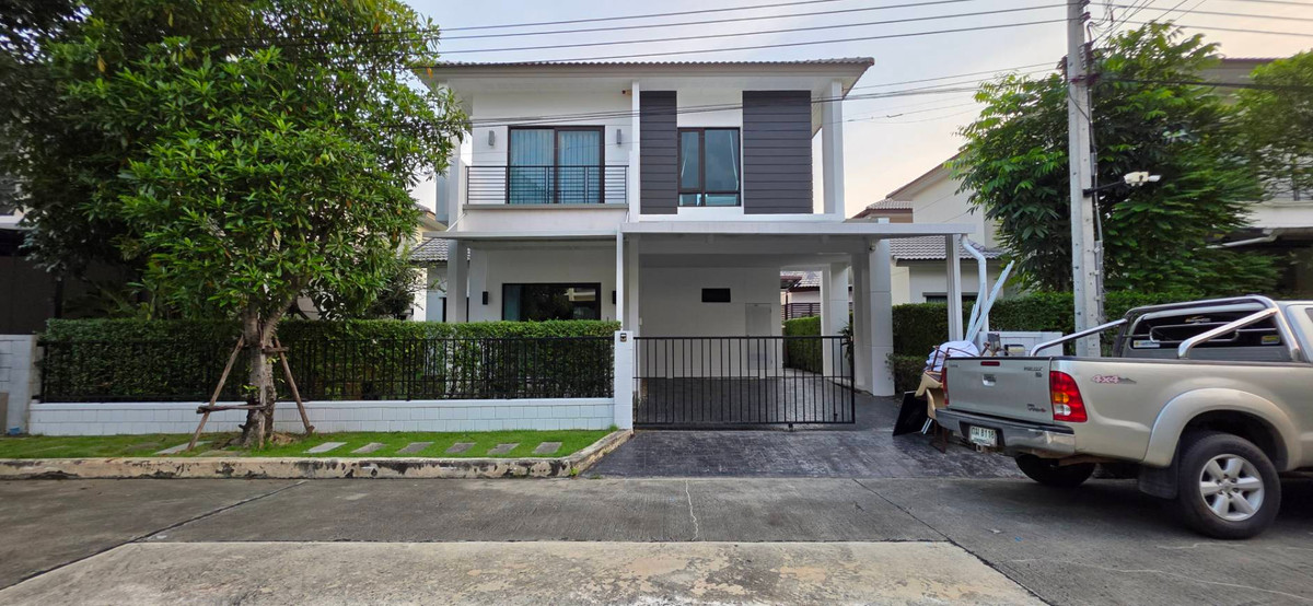 ให้เช่าบ้านบางนา แบริ่ง ลาซาล : House for Rent | Centro Bangna Km.7