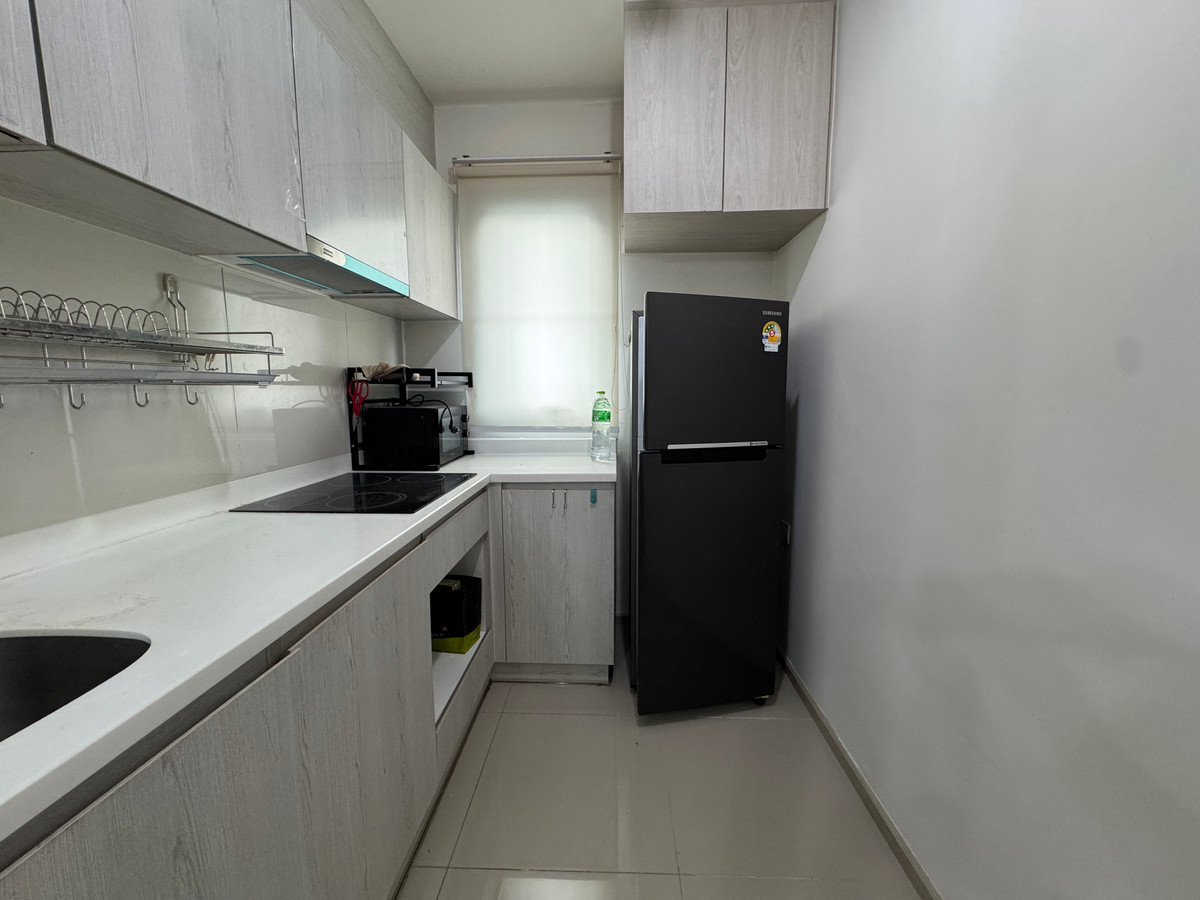 For SaleCondoRama9, Petchburi, RCA : Investing or living there yourself is worth it! Life Asoke 2 bedrooms near the BTS