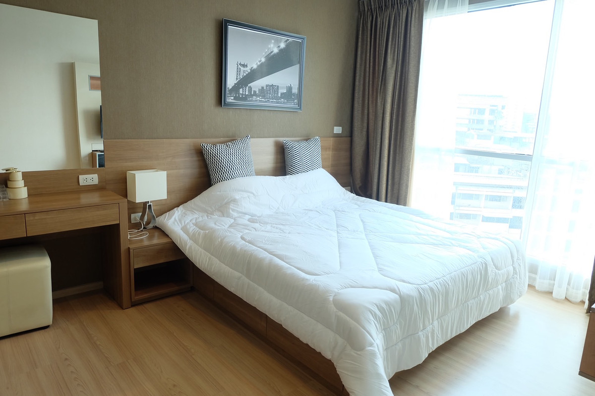 ให้เช่าคอนโดสาทร นราธิวาส : ให้เช่า 📍 Rhythm Sathorn 📍 2 ห้องนอน 2 ห้องน้ำ เฟอร์นิเจอร์ และ เครื่องใช้ไฟฟ้าครบ ใกล้ BTS สุรศักดิ์