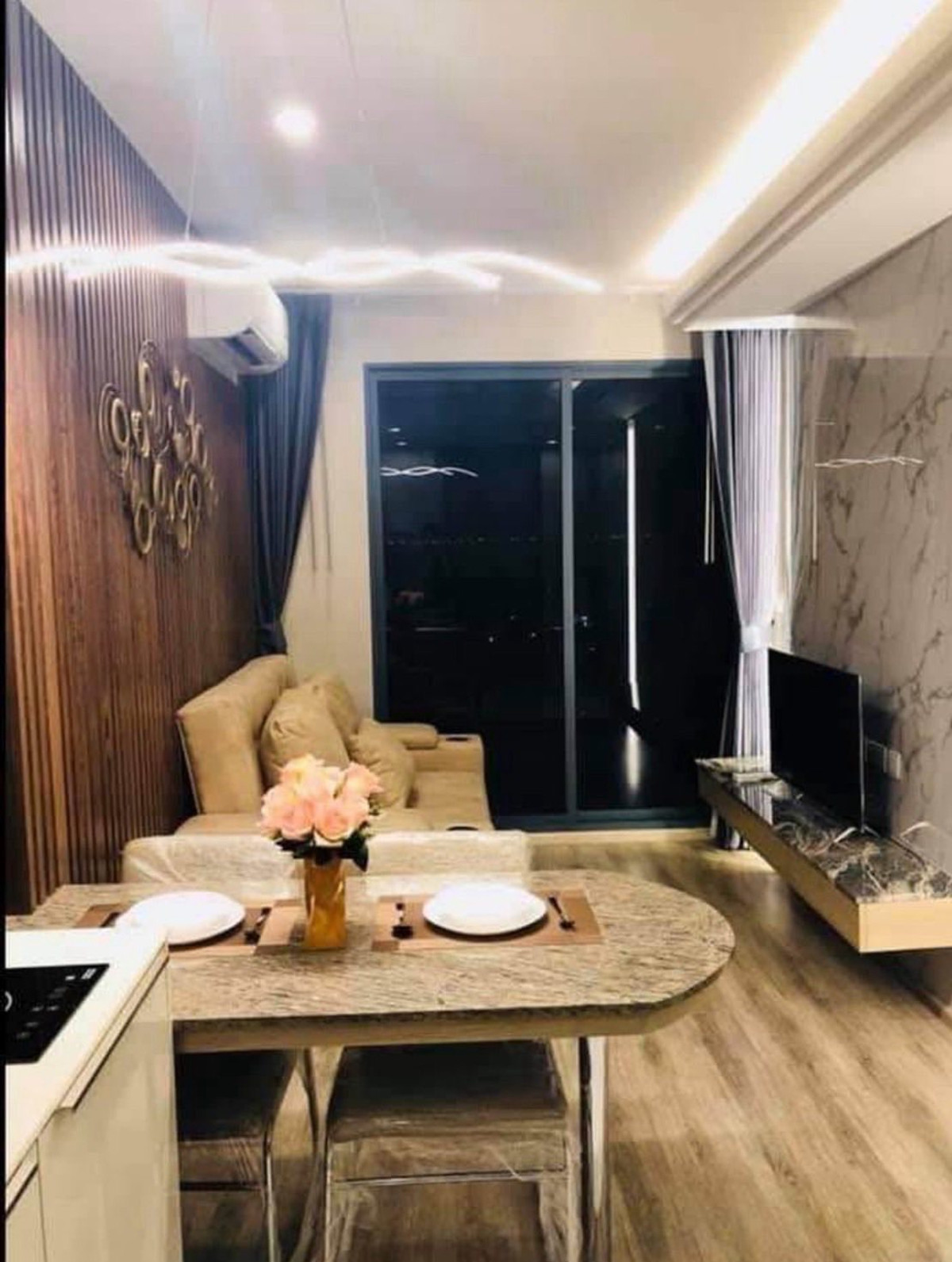 For RentCondoOnnut, Udomsuk : Condo for rent Ideo Mobi Sukhumvit 66