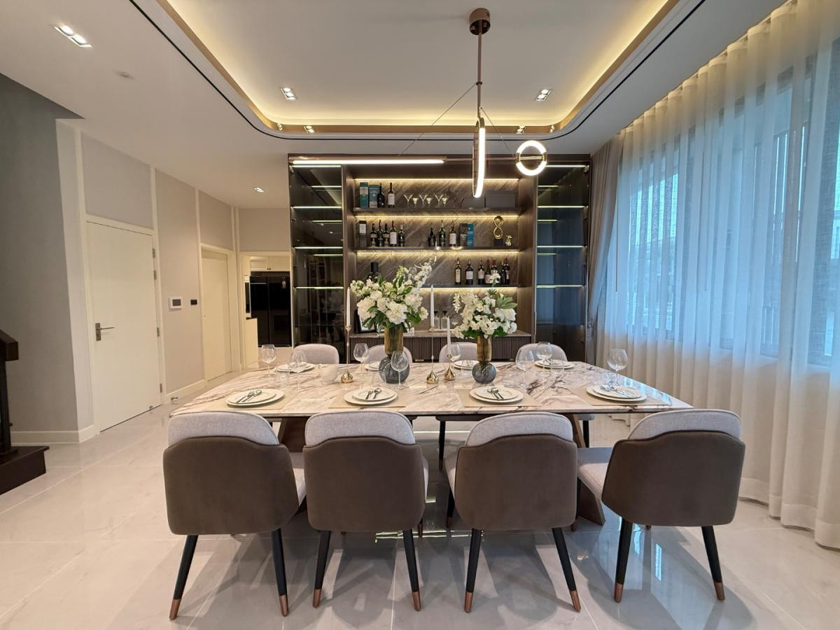 For SaleHouseBangna, Bearing, Lasalle : Rare Item! XL Home 441 sq.m. 📞 092-690-5445 Bangkok Boulevard Bangna Km.5 | 8 Parking | 44 MB ✨ Best Location | North Facing | Next to Clubhouse