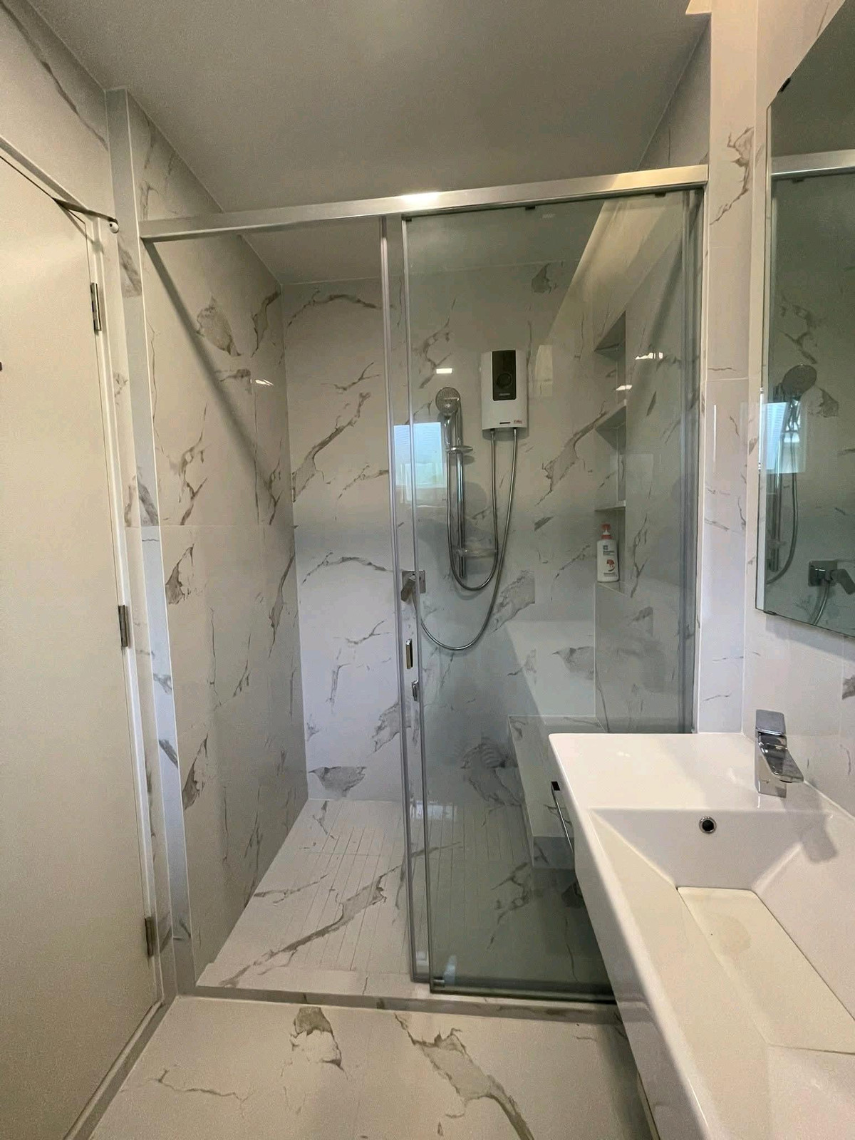 For RentHouseLadkrabang, Suwannaphum Airport : 👑 Mantana Bangna-Wongwaen (Ramkhamhaeng 2) 