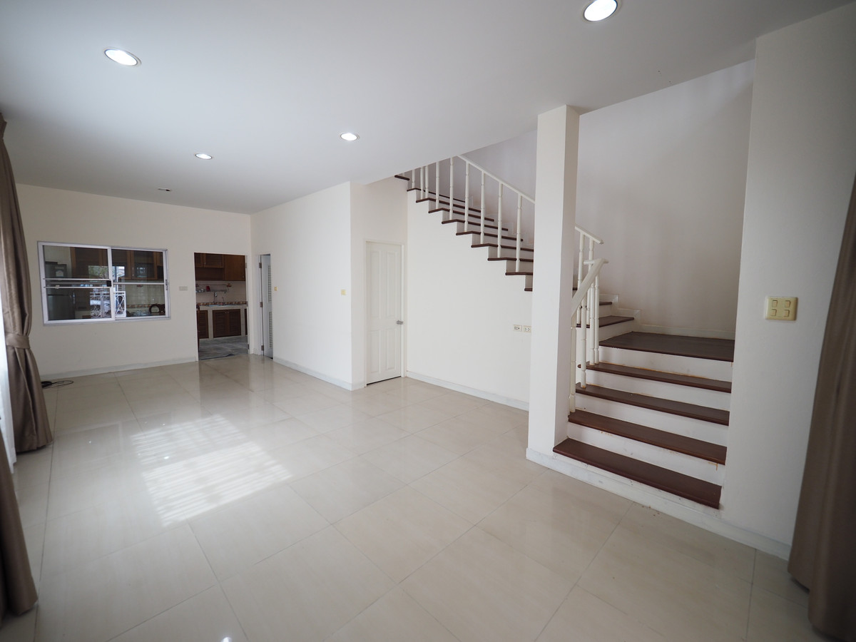 For RentTownhomeSathorn, Narathiwat : Newly Renovated, extra-large 4-storey corner townhouse in Sathon Dist.