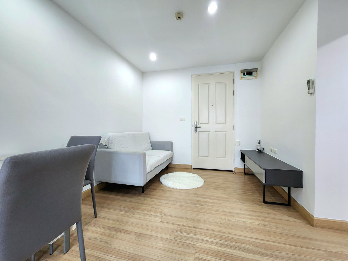 For RentCondoBangna, Bearing, Lasalle : **Room available. **Newly renovated room More attractive to live in. Kitchen zone, change the counter and electric stove. For rent, The Niche Mono Bangna, ready to live in!!