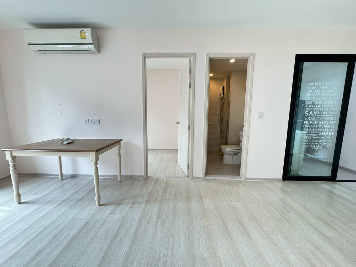 For SaleCondoRama9, Petchburi, RCA : Investing or living there yourself is worth it! Life Asoke 2 bedrooms near the BTS