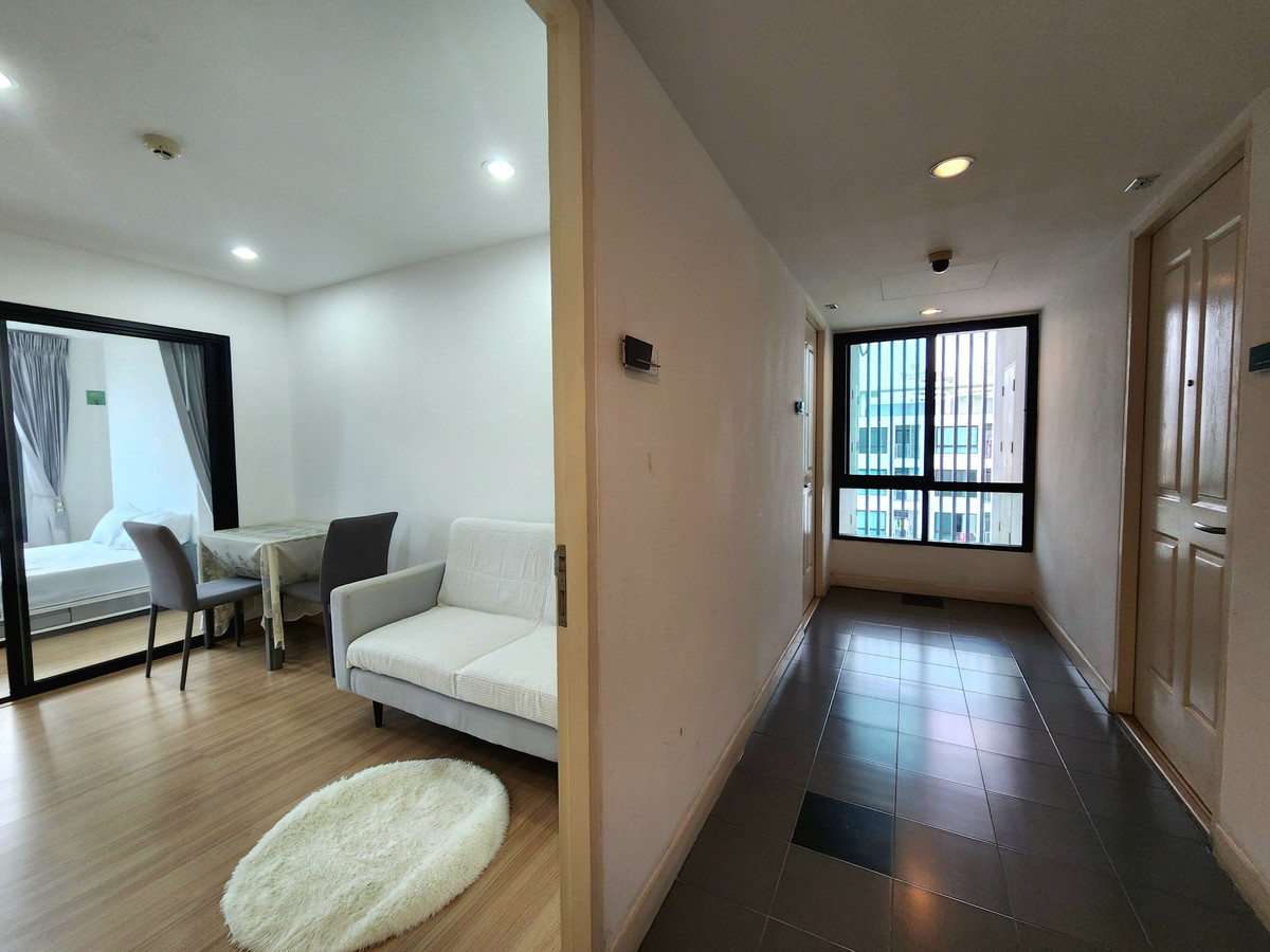For RentCondoBangna, Bearing, Lasalle : **Room available. **Newly renovated room More attractive to live in. Kitchen zone, change the counter and electric stove. For rent, The Niche Mono Bangna, ready to live in!!