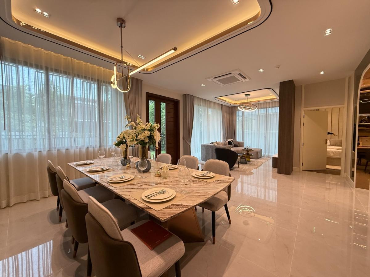 ขายบ้านบางนา แบริ่ง ลาซาล : Rare Item! บ้าน XL 441 ตร.ม. 📞 092-690-5445 Bangkok Boulevard Bangna Km.5 8 จอด 44 ลบ. ✨  ทำเลดีที่สุด หันทิศเหนือ ติด Clubhouse 