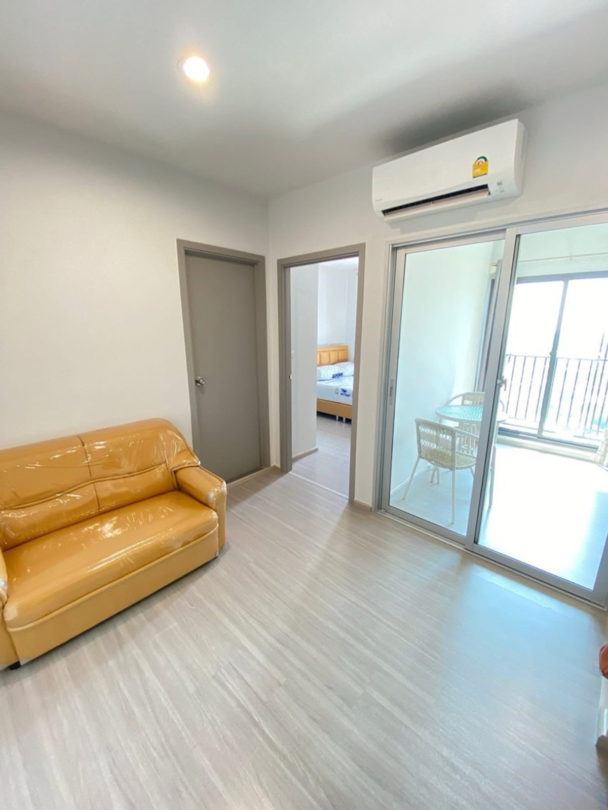 ให้เช่าคอนโดบางแค เพชรเกษม : !!ห้องใหม่มือหนึ่งจัดโปรพิเศษ12,000฿ เฟอร์นิเจอร์และเครื่องใช้ไฟฟ้าทุกอย่างในห้องคุณได้ใช้เป็นคนแรก ตึก A หน้าสุด และการันตีราคาเช่า