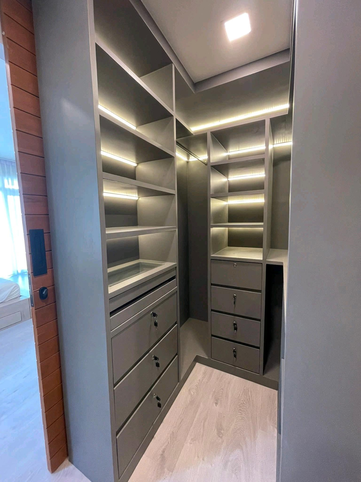 For RentHouseLadkrabang, Suwannaphum Airport : 👑 Mantana Bangna-Wongwaen (Ramkhamhaeng 2) 