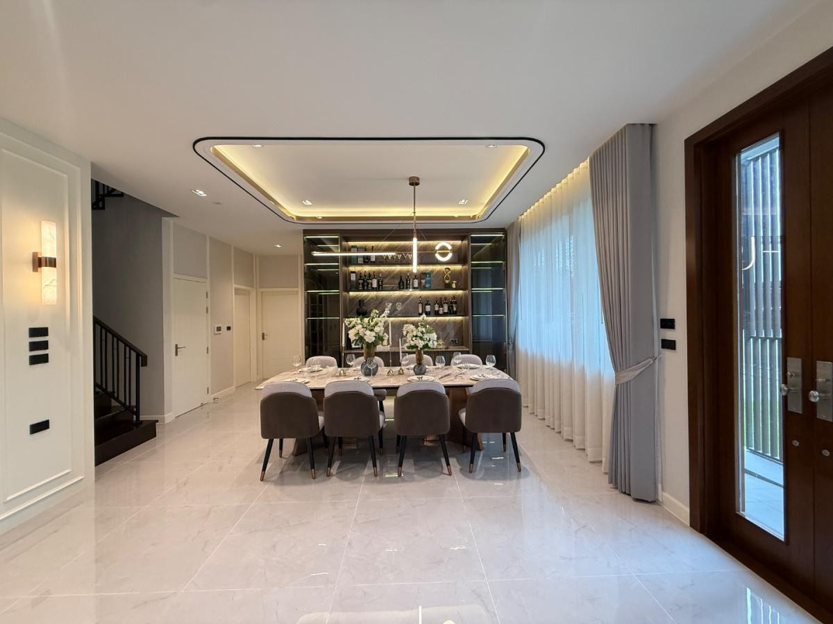 For SaleHouseBangna, Bearing, Lasalle : Rare Item! XL Home 441 sq.m. 📞 092-690-5445 Bangkok Boulevard Bangna Km.5 | 8 Parking | 44 MB ✨ Best Location | North Facing | Next to Clubhouse