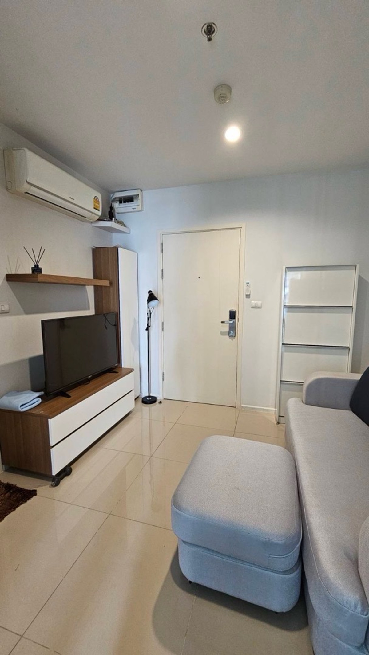 For RentCondoRama9, Petchburi, RCA : For rent Aspire Rama 9