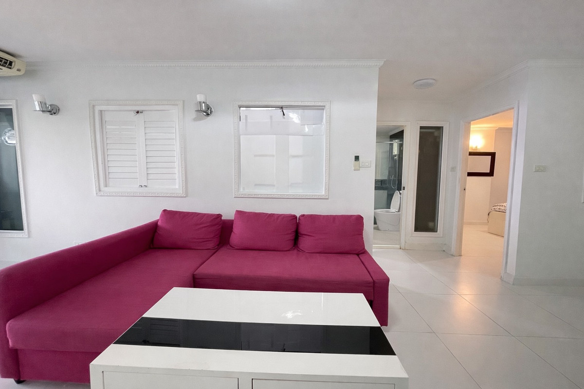 ให้เช่าคอนโดพระราม 9 เพชรบุรีตัดใหม่ RCA :  ด่วน! ให้เช่า  เพชรเก้า ทาวเวอร์  ห้องใหญ่ รีโนเวทใหม่ ราคาเดียวได้พื้นที่คุ้มสุดในย่านนี้ 