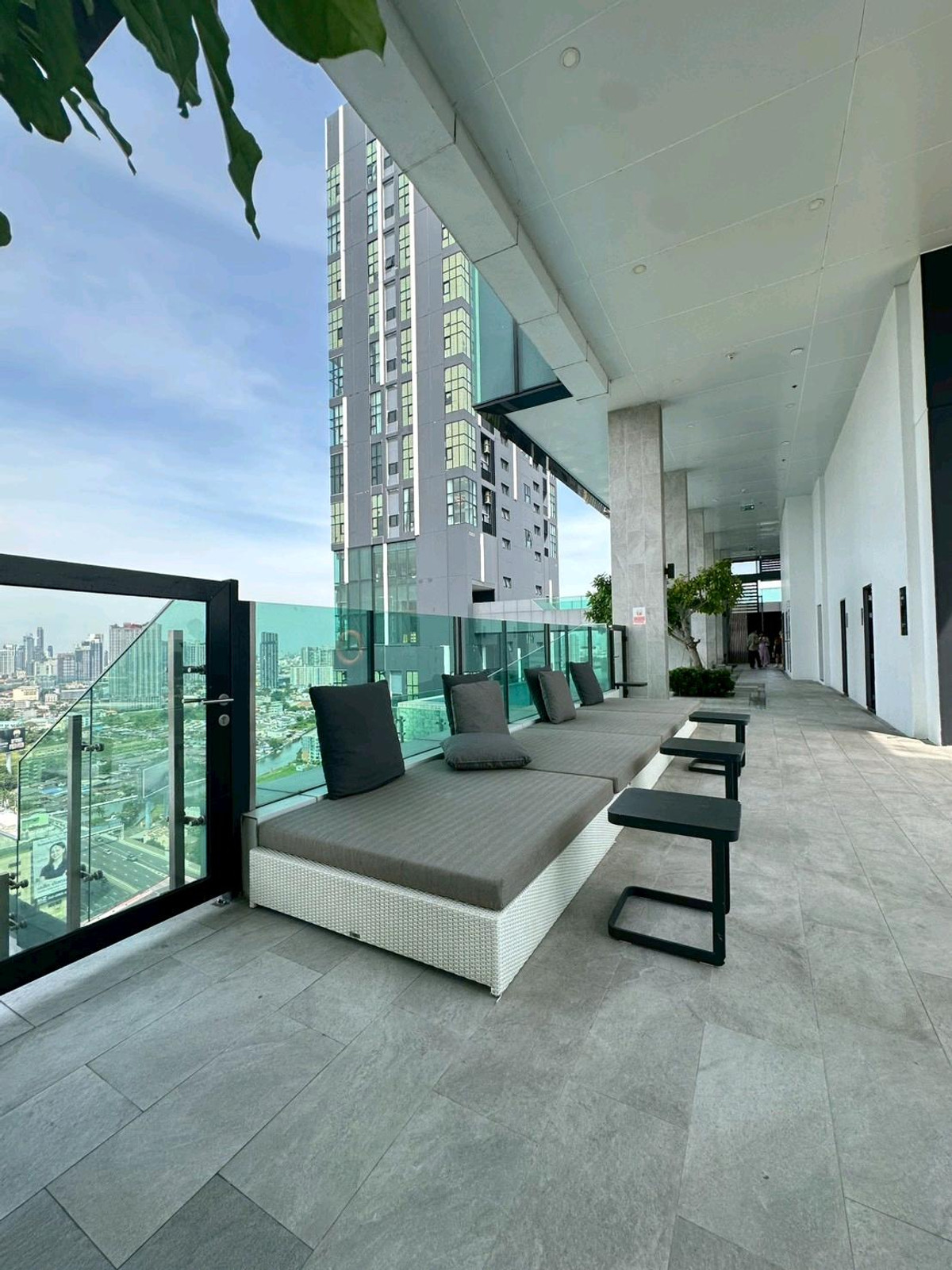 ให้เช่าคอนโดอ่อนนุช อุดมสุข : 🔥ให้เช่าด่วน🔥โมดิซ สุขุมวิท 50 วิวสวย เฟอร์นิเจอร์ครบพร้อมเข้าอยู่ ใกล้ BTS อ่อนนุช 