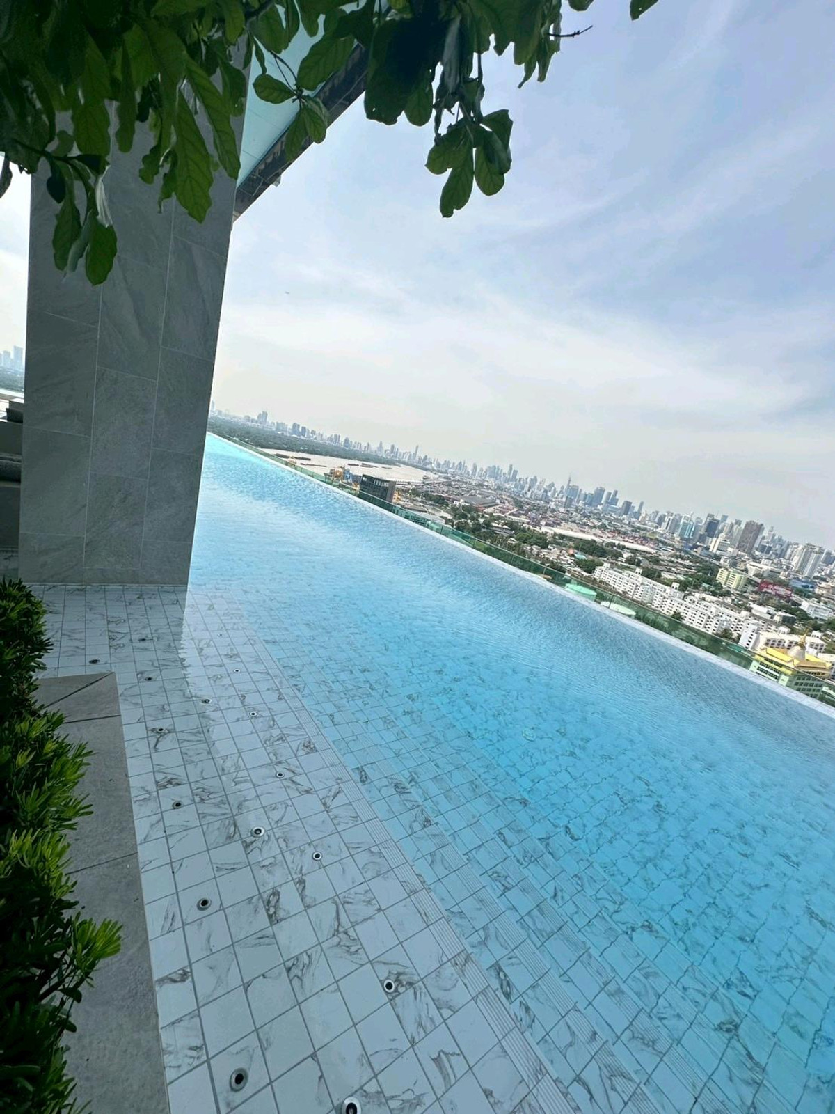 ให้เช่าคอนโดอ่อนนุช อุดมสุข : 🔥ให้เช่าด่วน🔥โมดิซ สุขุมวิท 50 วิวสวย เฟอร์นิเจอร์ครบพร้อมเข้าอยู่ ใกล้ BTS อ่อนนุช 