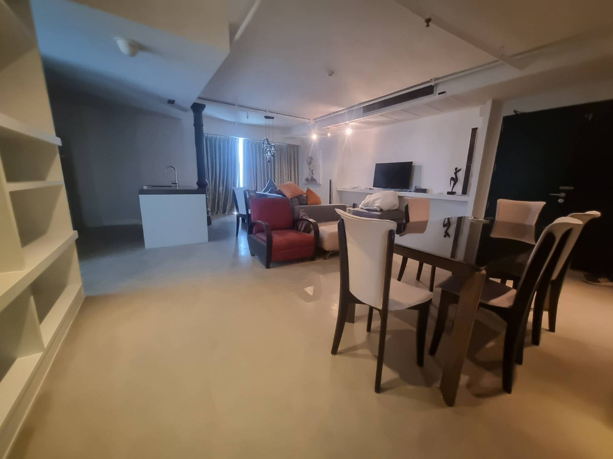 ให้เช่าคอนโดวิทยุ ชิดลม หลังสวน : Condo BTS CHIDLOM Urbana langsuan 145sq,m 2 beds, 3 baths