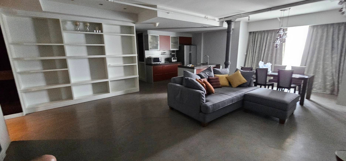 ให้เช่าคอนโดวิทยุ ชิดลม หลังสวน : Condo BTS CHIDLOM Urbana langsuan 145sq,m 2 beds, 3 baths