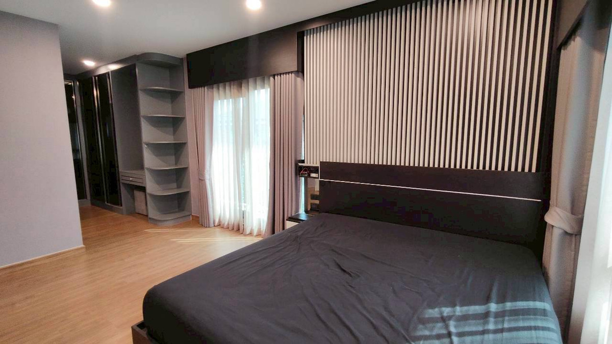 For RentHouseRathburana, Suksawat : 🏡✨ Luxury house for rent, CENTRO Rama 2 - Phutthabucha project, 2-story detached house • Fully Furnished • Ready to move in immediately, 4 bedrooms | 5 bathrooms | 3 parking spaces.