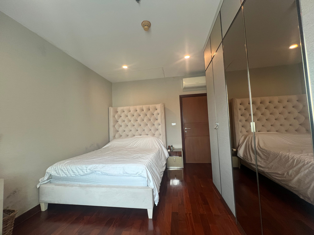For SaleCondoSathorn, Narathiwat : 2-bedroom condo Sathorn - Narathivas 