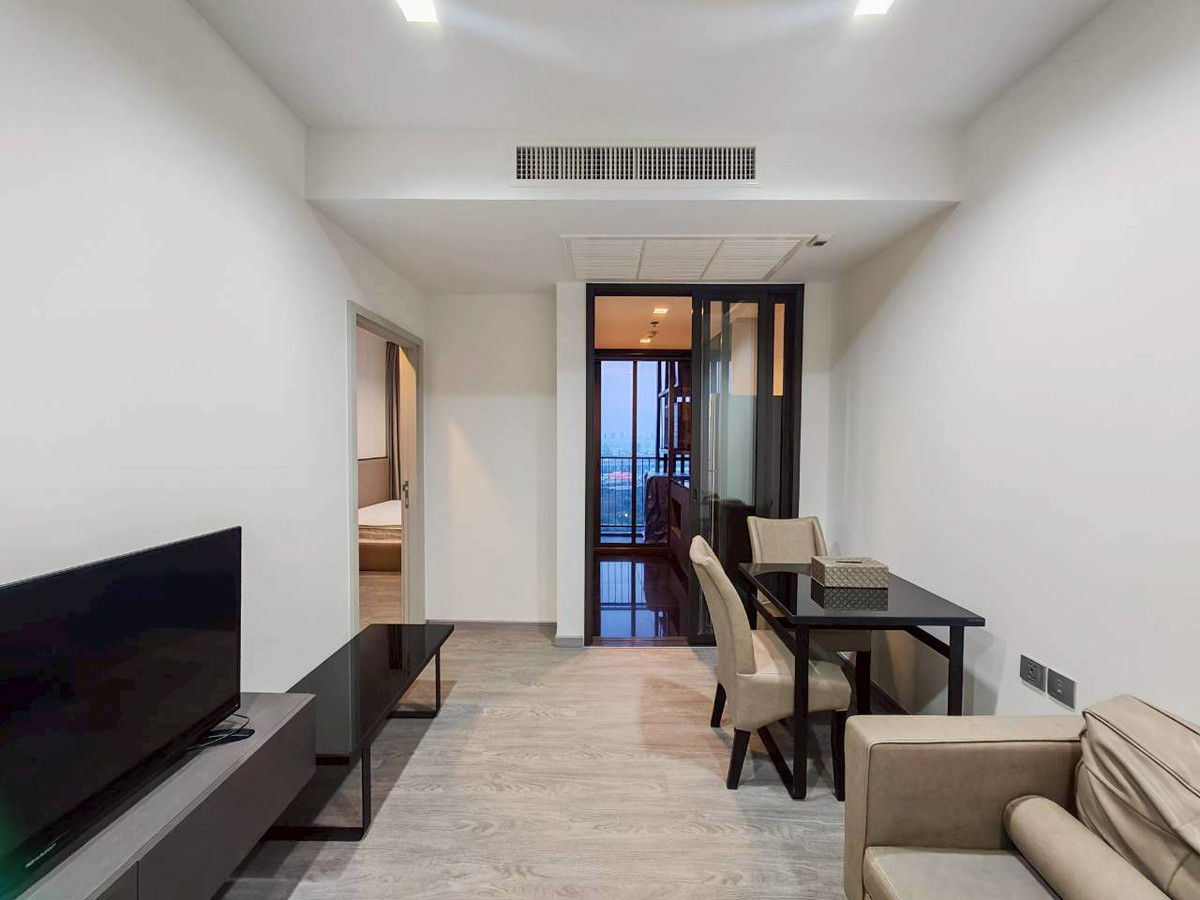 For RentCondoSapankwai,Jatujak : 🏷️ [For Rent] THE LINE Jatujak–Mochit | 1BR 32 sq.m | 38th Floor | 22,000 THB | Ref: T2094 | LINE: @323gqmho | Tel: 064-831-5424