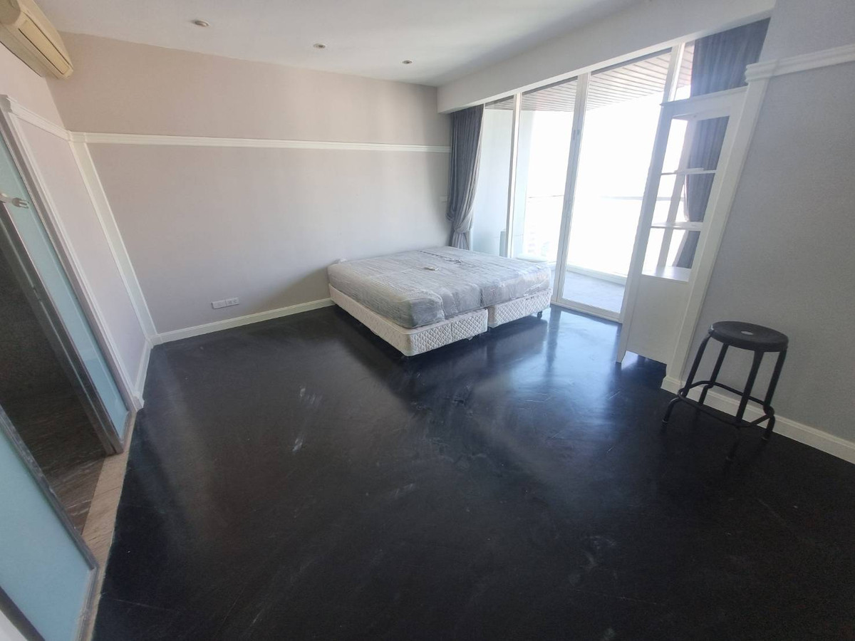 ให้เช่าคอนโดวิทยุ ชิดลม หลังสวน : Condo BTS CHIDLOM Urbana langsuan 145sq,m 2 beds, 3 baths