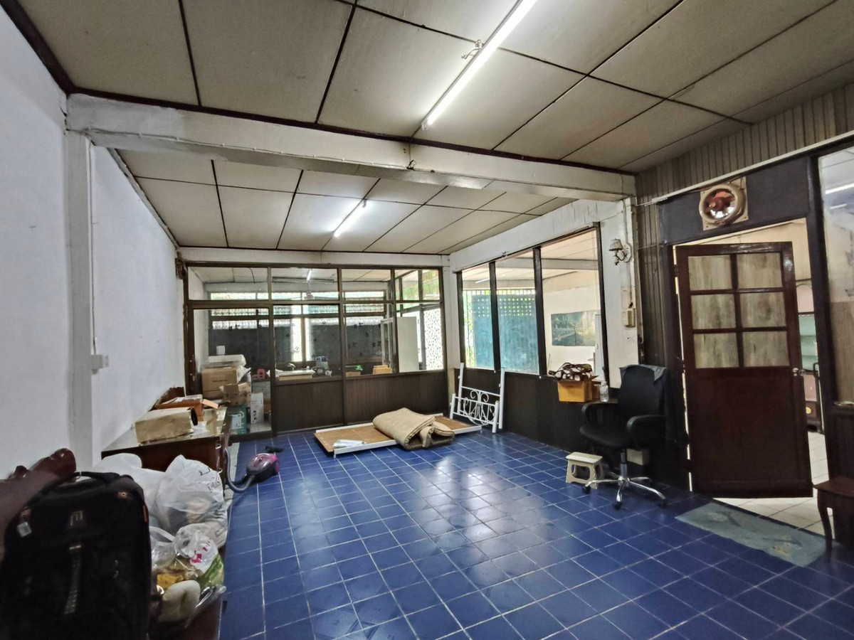 ขายอาคารพาณิชย์ขอนแก่น : อาคารพาณิชย์ อ.พล จ.ขอนแก่น ติดโรงพยาบาลพล  ติดถนนมิตรภาพ