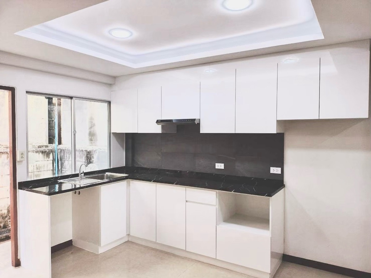 ขายทาวน์โฮมบางนา แบริ่ง ลาซาล : ทาวน์โฮม 3 ชั้น หมู่บ้าน ศุภาลัย วิลล์ สุขุมวิท – ศรีนครินทร์ ซอยแบริ่ง 58 / ศรีด่าน 3