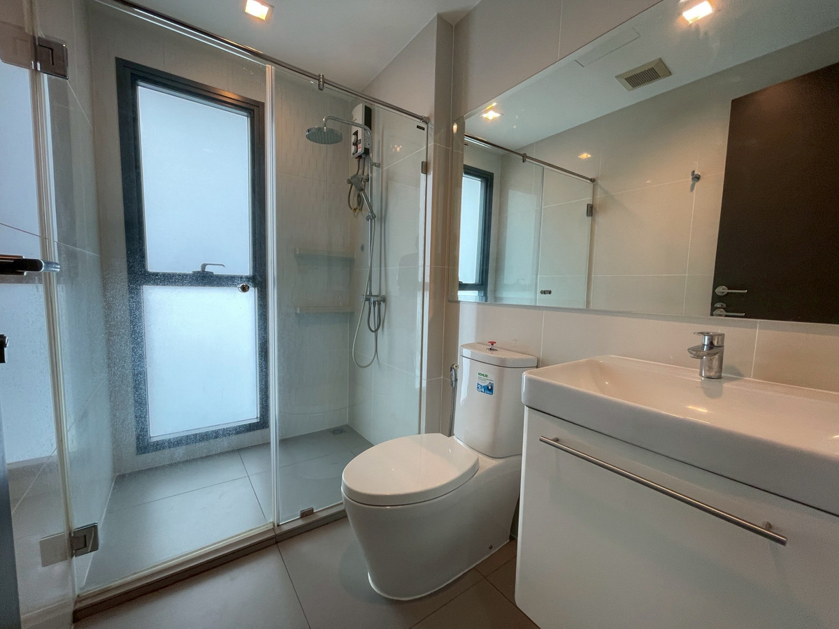 For RentCondoRatchathewi,Phayathai : For rent, 2 bedrooms, 2 bathrooms, special price, Rhythm Rangnam, Condo Rhythm Rangnam, ready to move in.