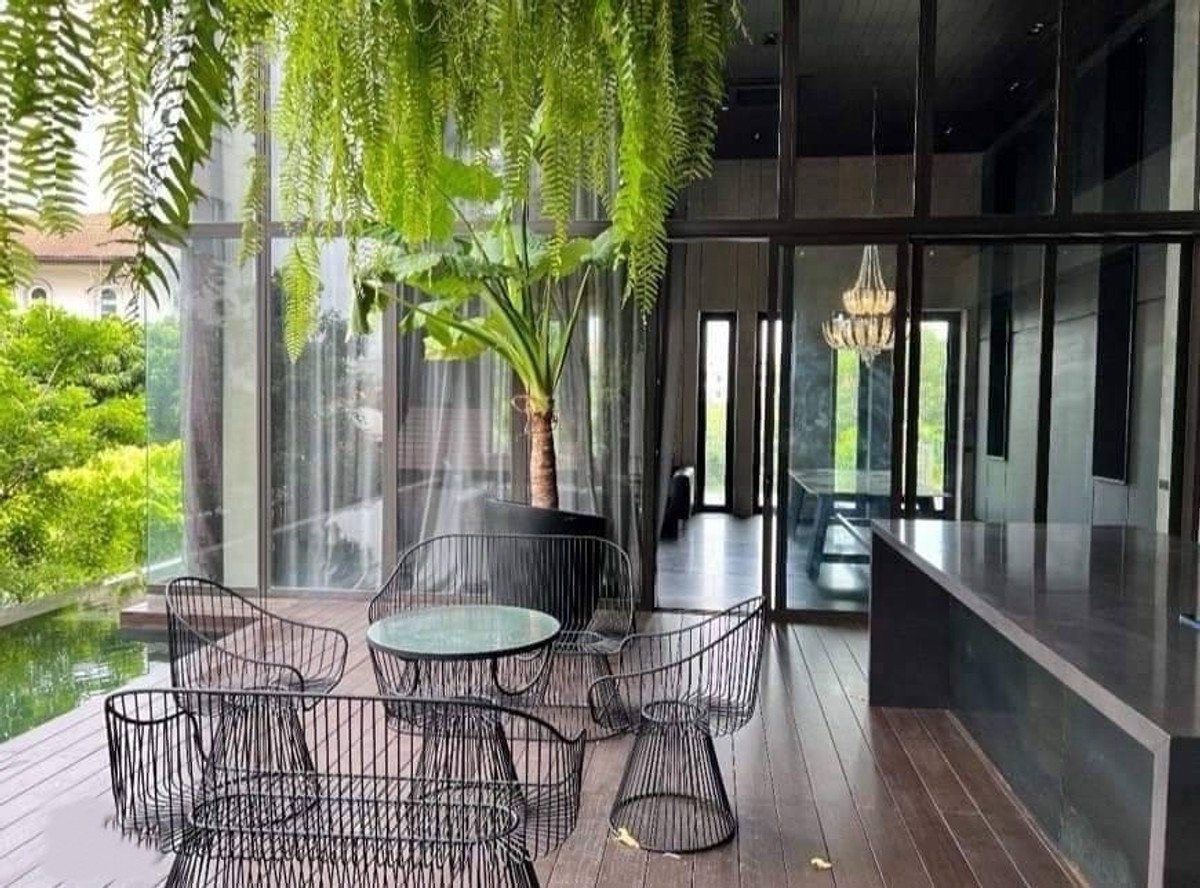 HouseSukhumvit, Asoke, Thonglor : ▲ 3-storey Detached House, Pool Villa, Ekkamai ▲ 5 Beds | 6 Baths | Parking 5-10 car Available now!!