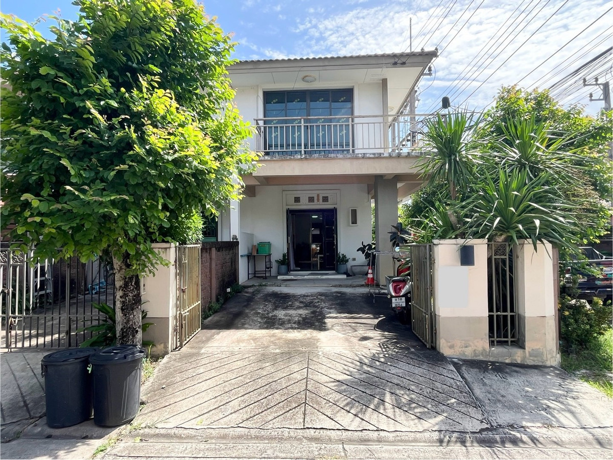 For RentTownhomeChachoengsao : 📣 For rent, 2-story townhouse, behind Atoll Bali Beach Motorway-Lat Krabang, 9,500 baht/month.