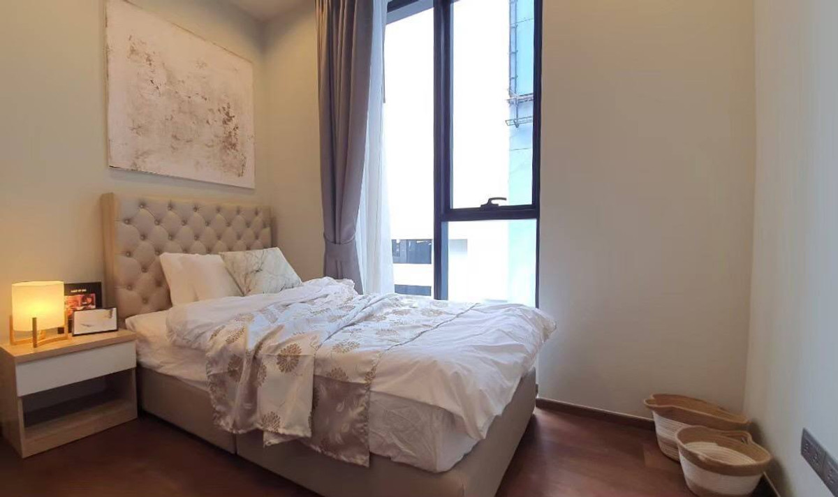 For SaleCondoAri,Anusaowaree : Ideo Q Victory【𝐒𝐄𝐋𝐋 & 𝐑𝐄𝐍𝐓】🔥Modern design with cream-gray furniture and added lighting to add dimension to the room, making it look more luxurious and sharp.🔥 Contact Line ID: @hacondo