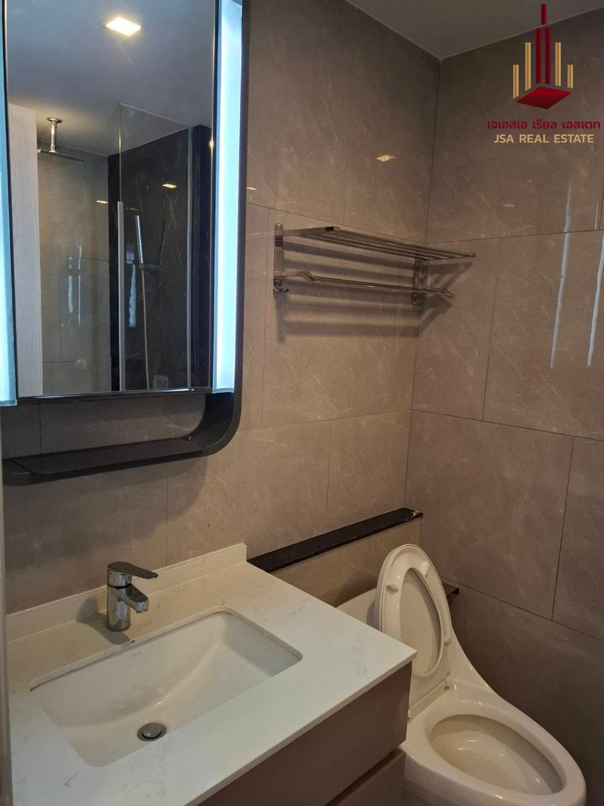 For RentCondoRama9, Petchburi, RCA : ✨ For Rent: One9Five Asoke - Rama 9 Condo ✨ 💰 Only 20,000 THB/month