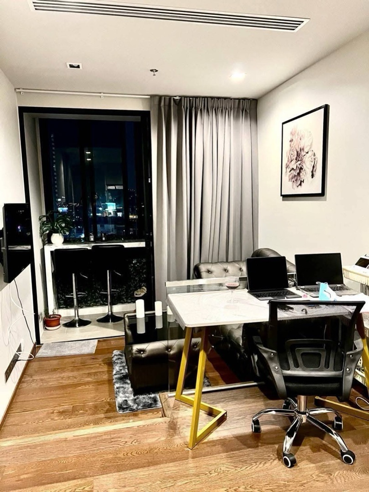 ให้เช่าคอนโดอารีย์ อนุสาวรีย์ : 🔥Hot!! ห้องสวย พร้อมอยู่ ระเบียงกว้างมาก เฟอร์นิเจอร์ เครื่องใช้ไฟฟ้าครบ เชื่อม BTS🔥📍🏙️