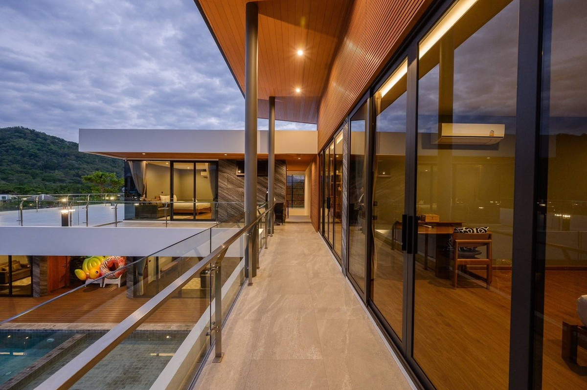 For SaleHousePak Chong KhaoYai : Invest in a luxury home in Khao Yai, good income, no common fees - 360° mountain view, fully furnished.