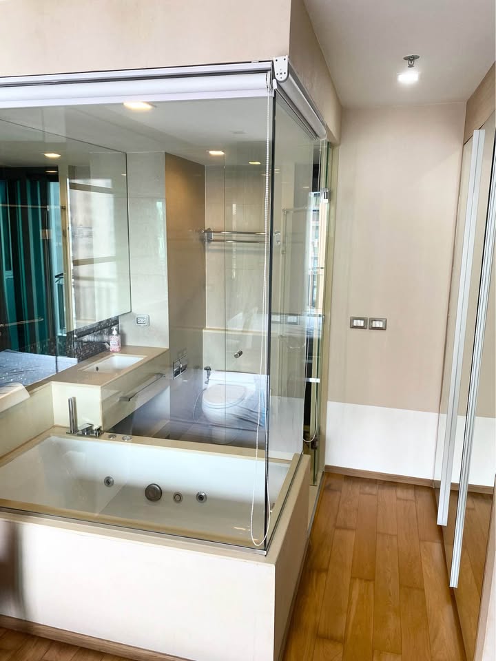 For RentCondoRama9, Petchburi, RCA : 🔥For urgent rent🔥The Address Asoke, beautiful view, fully furnished, ready to move in, next to MRT Phetchaburi