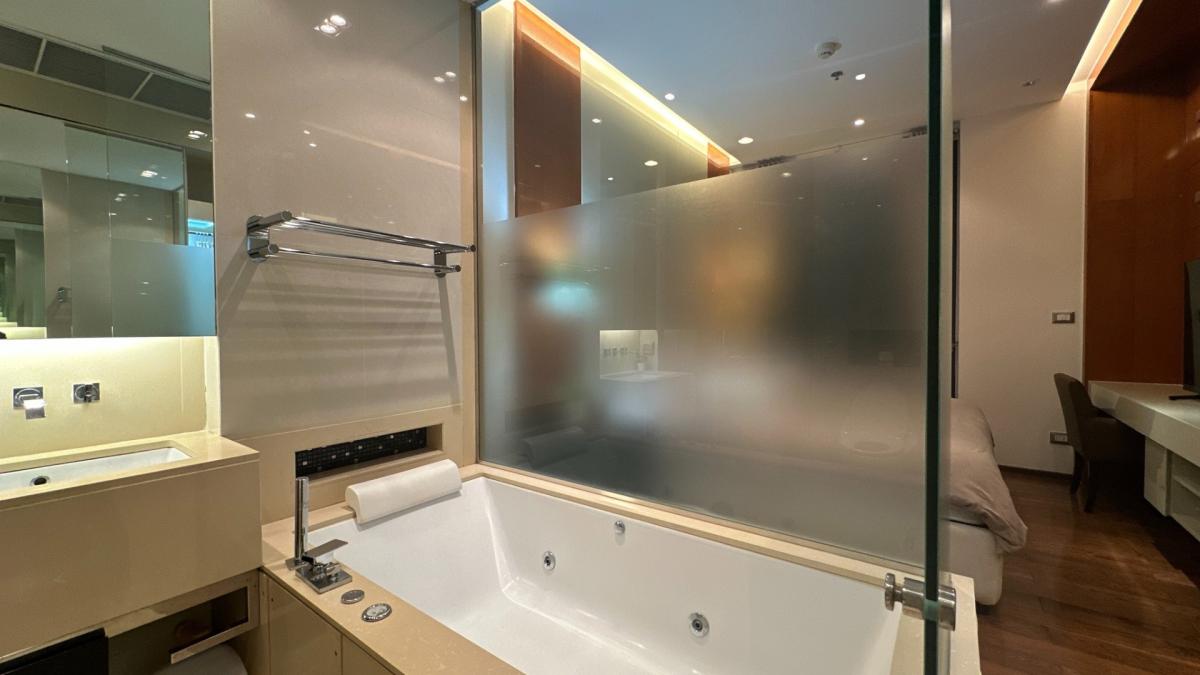 ให้เช่าคอนโดสุขุมวิท อโศก ทองหล่อ : 🔥ให้เช่าด่วน+เช่าระยะสั้น🔥The Address Sukhumvit 28 Condominium ห้องพึ่งปรับปรุงใหม่ เฟอร์นิเจอร์ และ เครื่องใช้ไฟฟ้าใหม่ ทั้งห้อง❗