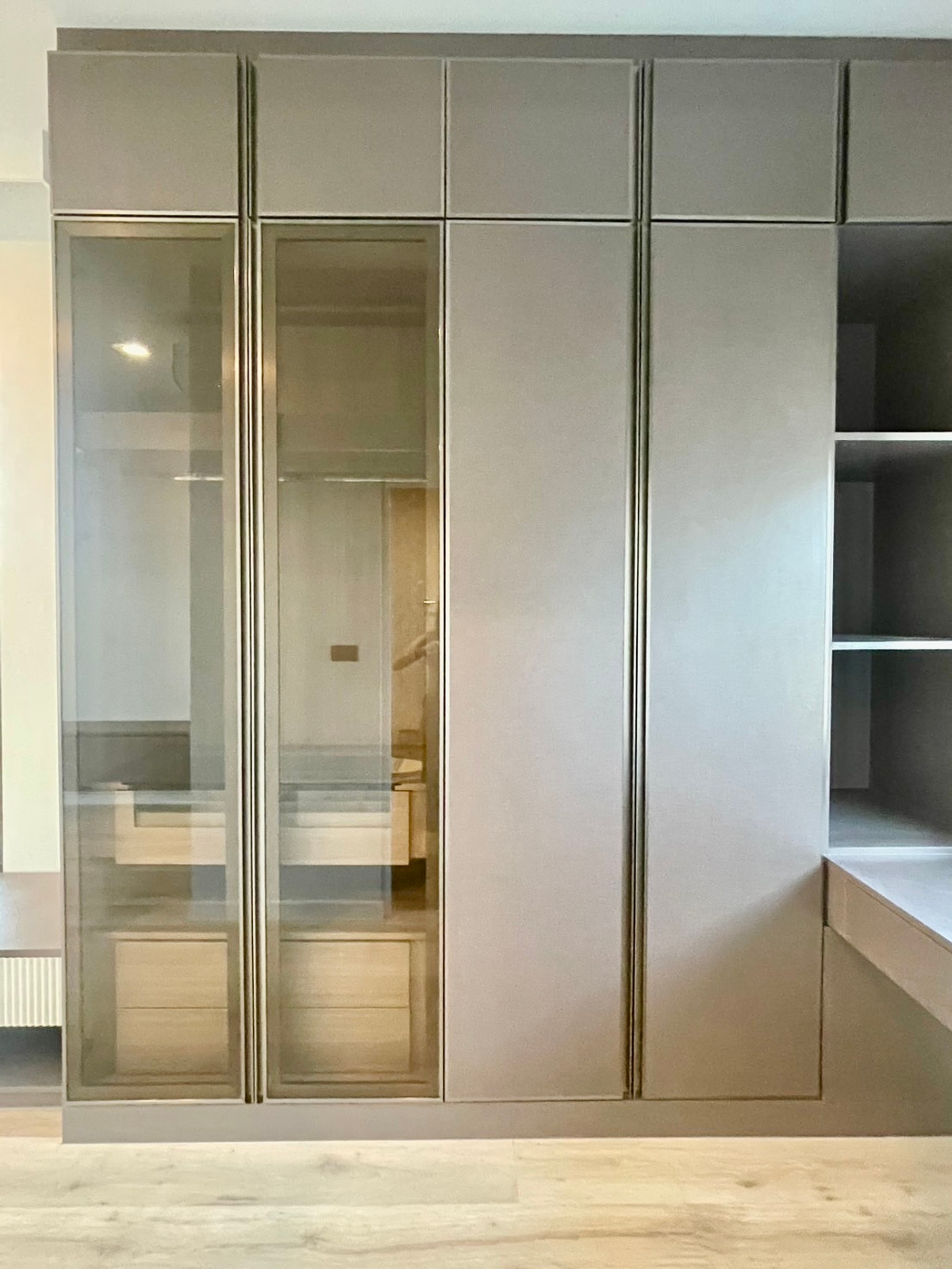 For RentHousePattanakan, Srinakarin : **For Rent: Luxury 2-Storey Detached Home at Burasiri Krungthep Kreetha Type CARUNDA | Fully Furnished | 300 SQM | Pet Friendly | Private & Spacious**